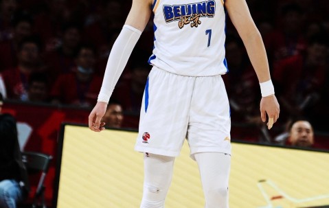 FB体育-贝利总算证明了自己的能力 曾凡博、方硕等球员下一场有可能回归